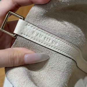 Hermes Picotin Lock 18 CM Bag Handmade In Taurillon Clemence Leather Gold Hardware i2 Nata - Image 11
