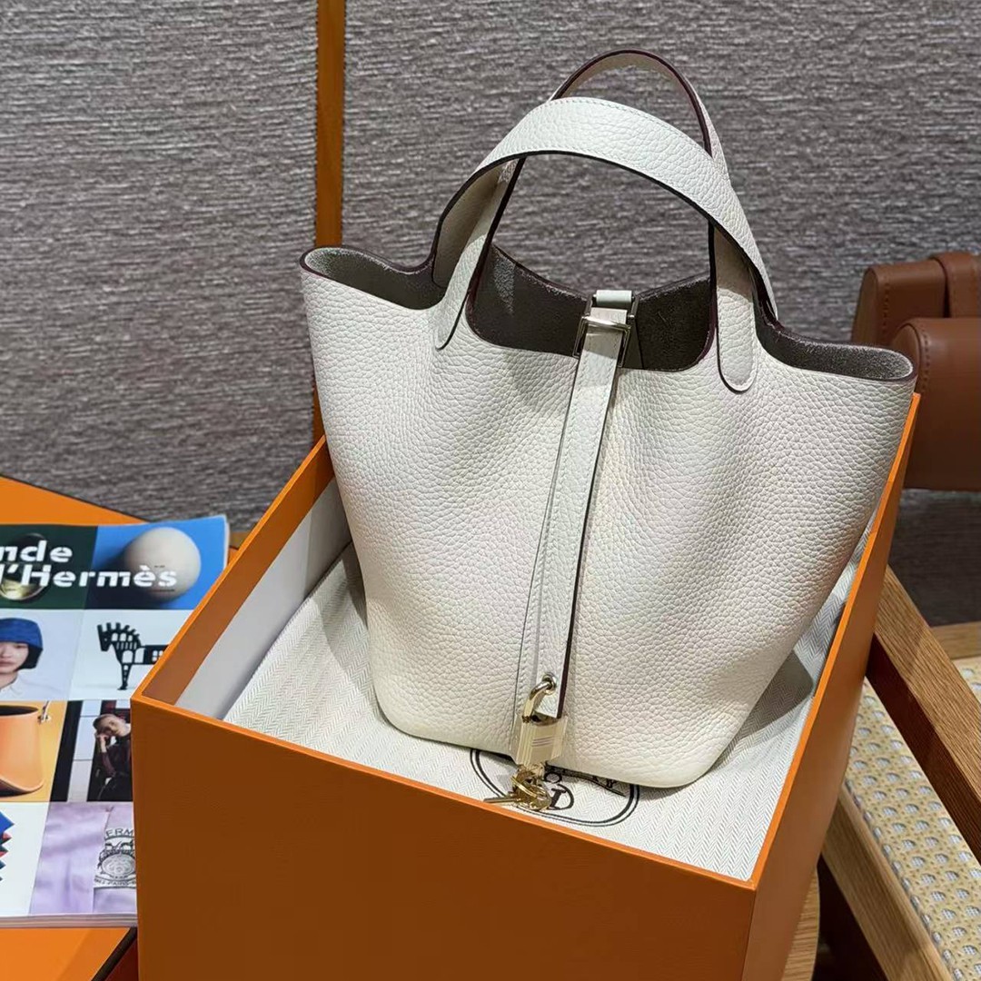 Hermes Picotin Lock 18 CM Bag Handmade In Taurillon Clemence Leather Gold Hardware i2 Nata - Image 9