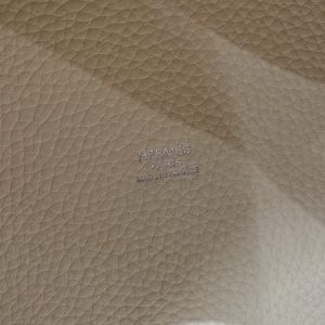 Hermes Picotin Lock 18 CM Bag Handmade In Taurillon Clemence Leather Silver Hardware i8 Jaune Milton - Image 13