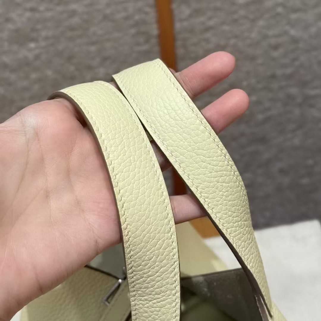 Hermes Picotin Lock 18 CM Bag Handmade In Taurillon Clemence Leather Silver Hardware i8 Jaune Milton - Image 11