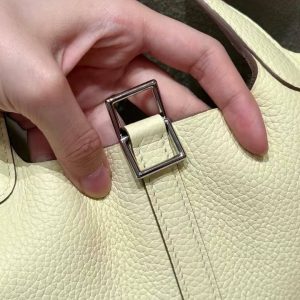 Hermes Picotin Lock 18 CM Bag Handmade In Taurillon Clemence Leather Silver Hardware i8 Jaune Milton - Image 6