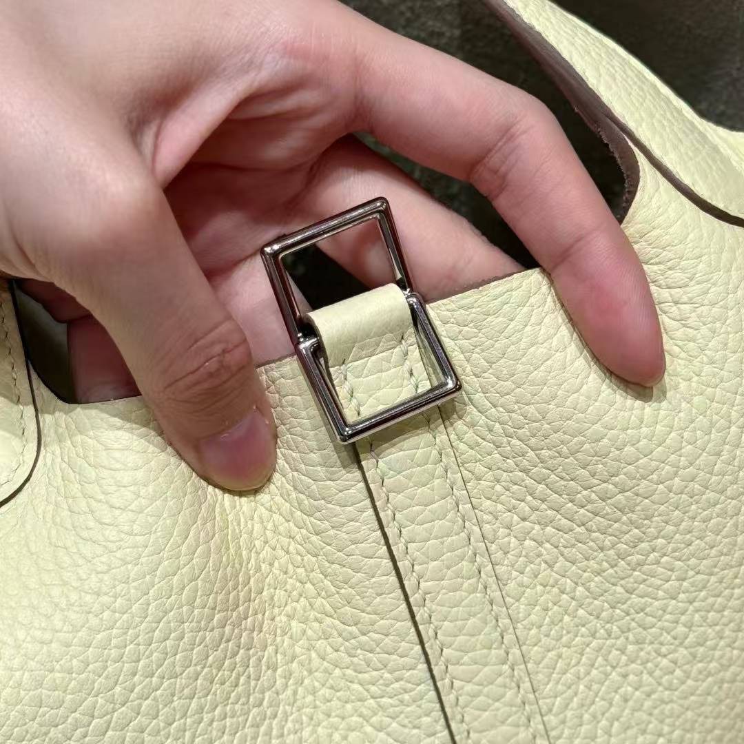 Hermes Picotin Lock 18 CM Bag Handmade In Taurillon Clemence Leather Silver Hardware i8 Jaune Milton - Image 6