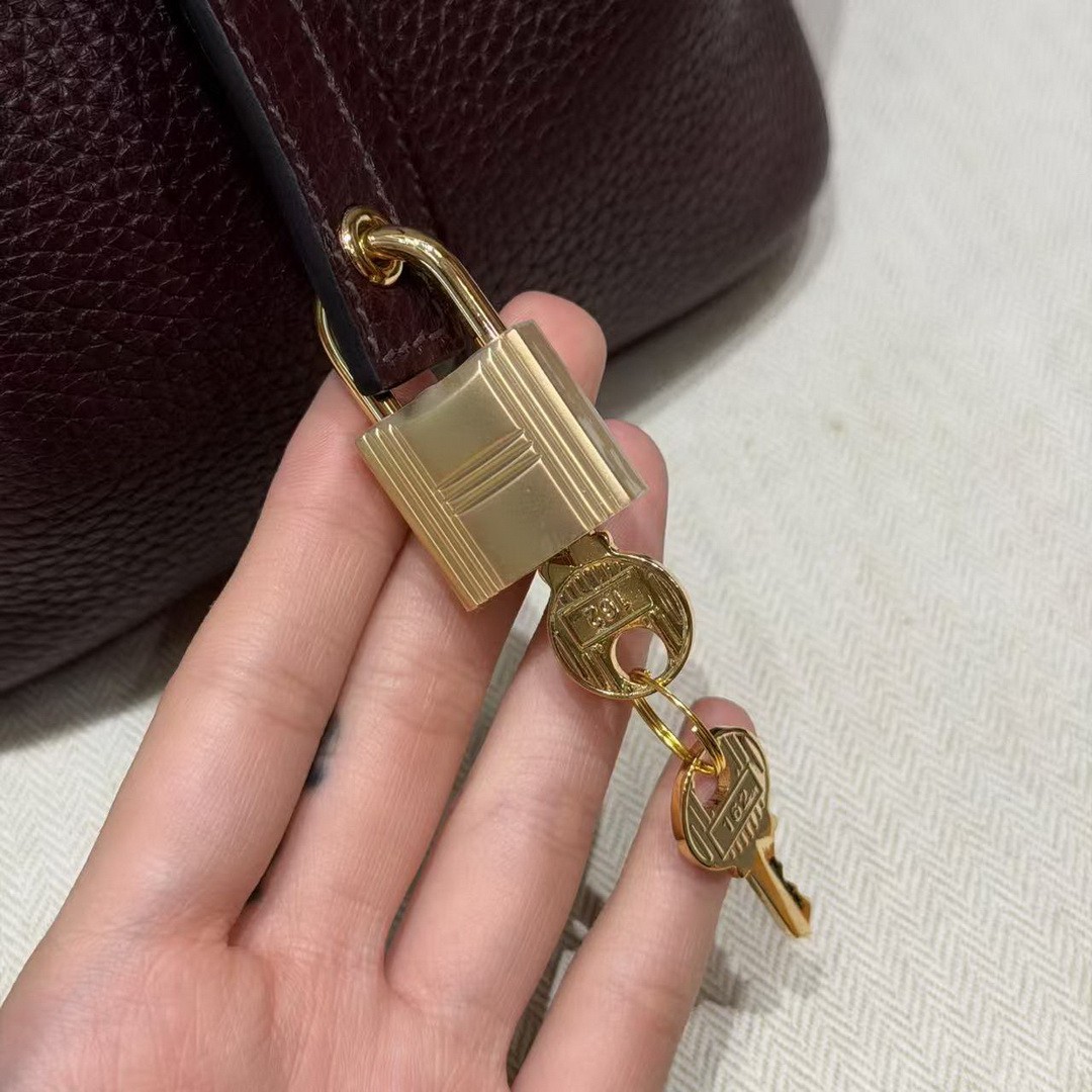 Hermes Picotin Lock 22 CM Bag Handmade In Taurillon Clemence Leather Gold Hardware 0G Rouge Seller - Image 7