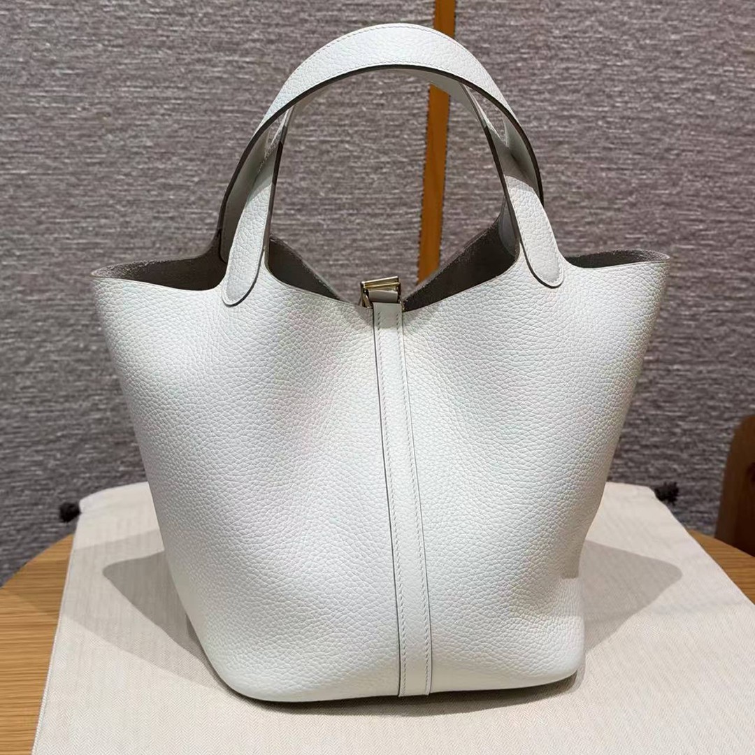 Hermes Picotin Lock 22 CM Bag Handmade In Taurillon Clemence Leather Gold Hardware 0T Mushroom - Image 2