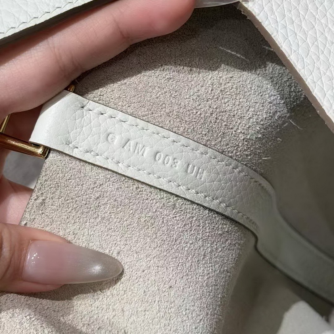 Hermes Picotin Lock 22 CM Bag Handmade In Taurillon Clemence Leather Gold Hardware 0T Mushroom - Image 11