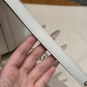 Hermes Picotin Lock 22 CM Bag Handmade In Taurillon Clemence Leather Gold Hardware 0T Mushroom - Image 5