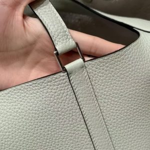 Hermes Picotin Lock 22 CM Bag Handmade In Taurillon Clemence Leather Silver Hardware 0W Girs Neve - Image 4