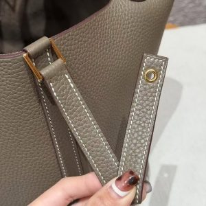 Hermes Picotin Lock 22 CM Bag Handmade In Taurillon Clemence Leather Gold Hardware 18 Etoupe - Image 6