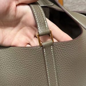 Hermes Picotin Lock 22 CM Bag Handmade In Taurillon Clemence Leather Gold Hardware 18 Etoupe - Image 5