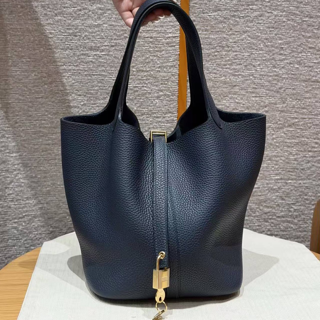 Hermes Picotin Lock 22 CM Bag Handmade In Taurillon Clemence Leather Gold Hardware 2Z Blue Nuit
