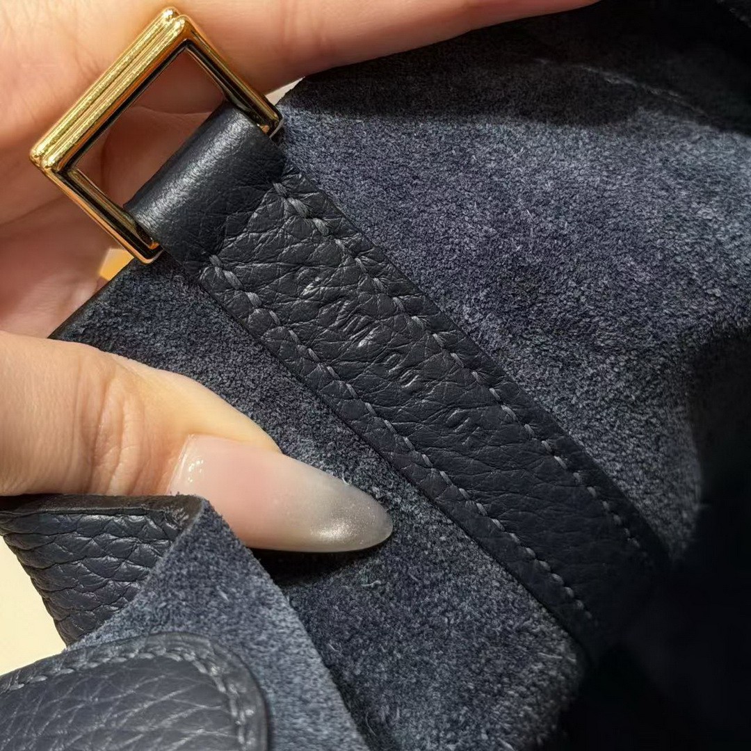 Hermes Picotin Lock 22 CM Bag Handmade In Taurillon Clemence Leather Gold Hardware 2Z Blue Nuit - Image 14