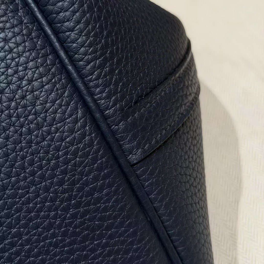 Hermes Picotin Lock 22 CM Bag Handmade In Taurillon Clemence Leather Gold Hardware 2Z Blue Nuit - Image 3