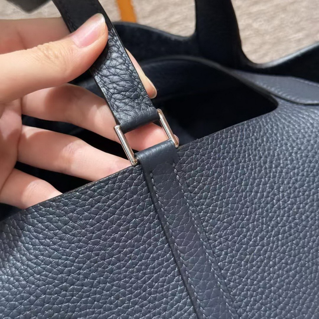 Hermes Picotin Lock 22 CM Bag Handmade In Taurillon Clemence Leather Silver Hardware 2Z Blue Nuit - Image 6
