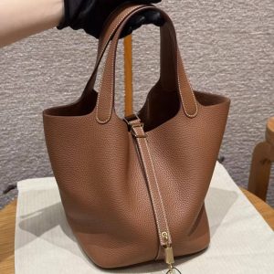 Hermes Picotin Lock 22 CM Bag Handmade In Taurillon Clemence Leather Gold Hardware 37 Gold