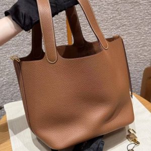 Hermes Picotin Lock 22 CM Bag Handmade In Taurillon Clemence Leather Gold Hardware 37 Gold - Image 15