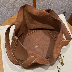 Hermes Picotin Lock 22 CM Bag Handmade In Taurillon Clemence Leather Gold Hardware 37 Gold - Image 12