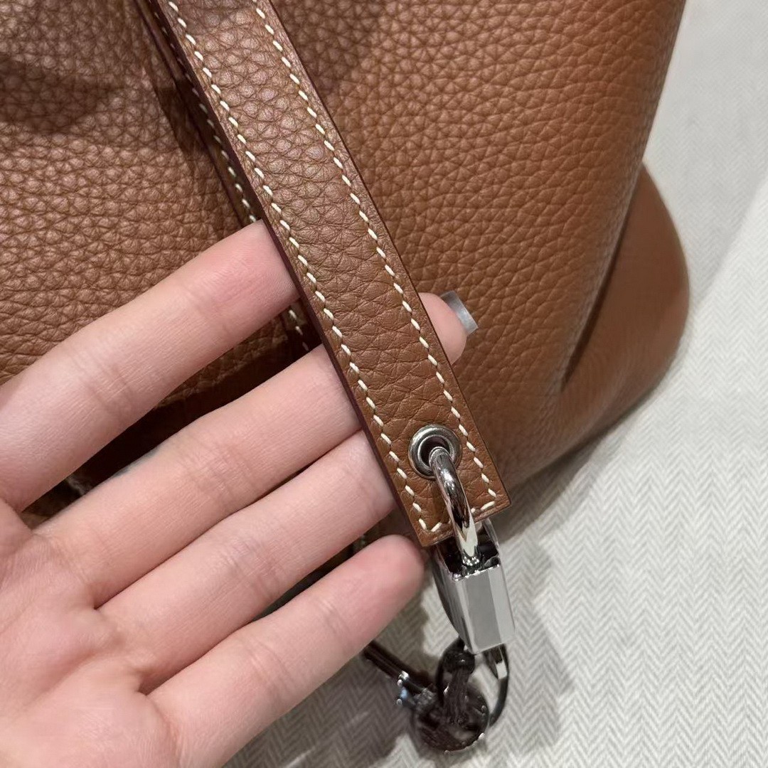 Hermes Picotin Lock 22 CM Bag Handmade In Taurillon Clemence Leather Silver Hardware 37 Gold - Image 9