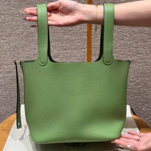 Hermes Picotin Lock 22 CM Bag Handmade In Taurillon Clemence Leather Silver Hardware 3i Vert Criquet - Image 9