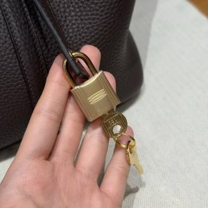 Hermes Picotin Lock 22 CM Bag Handmade In Taurillon Clemence Leather Gold Hardware 47 Chocolate - Image 8