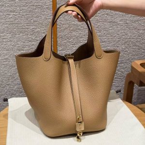 Hermes Picotin Lock 22 CM Bag Handmade In Taurillon Clemence Leather Gold Hardware 4B Biscuit
