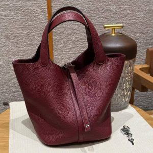 Hermes Picotin Lock 22 CM Bag Handmade In Taurillon Clemence Leather Silver Hardware 57 Bordeaux