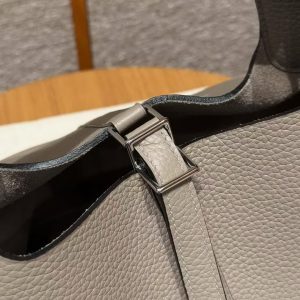 Hermes Picotin Lock 22 CM Bag Handmade In Taurillon Clemence Leather Silver Hardware 81 Gris Tourtlle - Image 5