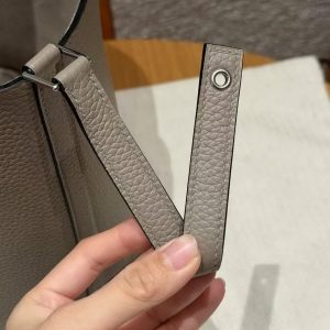 Hermes Picotin Lock 22 CM Bag Handmade In Taurillon Clemence Leather Silver Hardware 81 Gris Tourtlle - Image 4