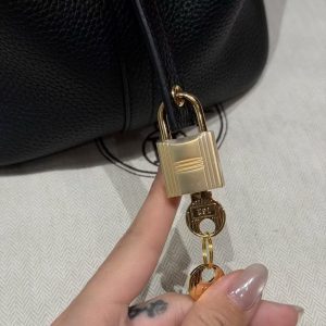 Hermes Picotin Lock 22 CM Bag Handmade In Taurillon Clemence Leather Gold Hardware 89 Noir - Image 6