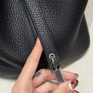 Hermes Picotin Lock 22 CM Bag Handmade In Taurillon Clemence Leather Silver Hardware 89 Noir - Image 7
