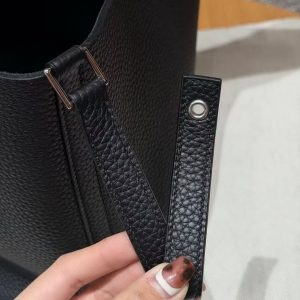Hermes Picotin Lock 22 CM Bag Handmade In Taurillon Clemence Leather Silver Hardware 89 Noir - Image 4