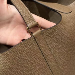 Hermes Picotin Lock 22 CM Bag Handmade In Taurillon Clemence Leather Gold Hardware D0 Beige de Weimar - Image 5