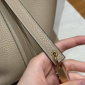 Hermes Picotin Lock 22 CM Bag Handmade In Taurillon Clemence Leather Gold Hardware S2 Trench - Image 6