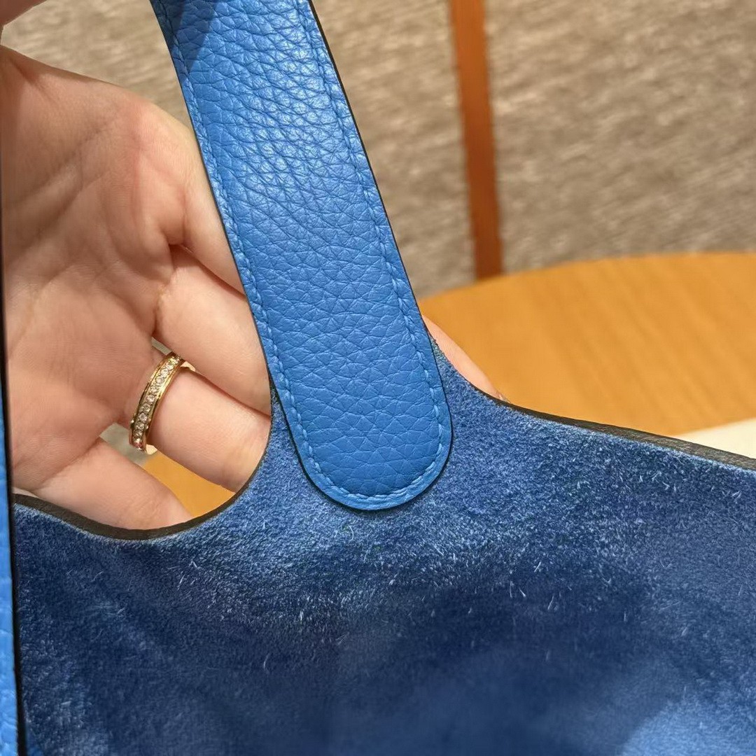 Hermes Picotin Lock 22 CM Bag Handmade In Taurillon Clemence Leather Silver Hardware T7 Blue Hydra - Image 4