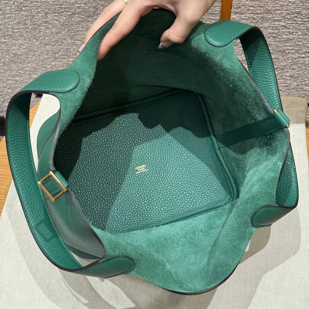 Hermes Picotin Lock 22 CM Bag Handmade In Taurillon Clemence Leather Gold Hardware U4 Vert Vertigo - Image 11
