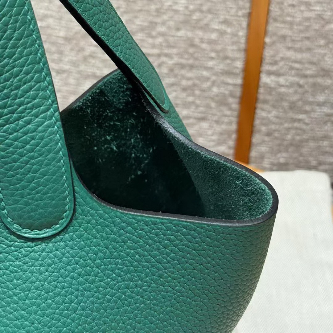 Hermes Picotin Lock 22 CM Bag Handmade In Taurillon Clemence Leather Gold Hardware U4 Vert Vertigo - Image 6