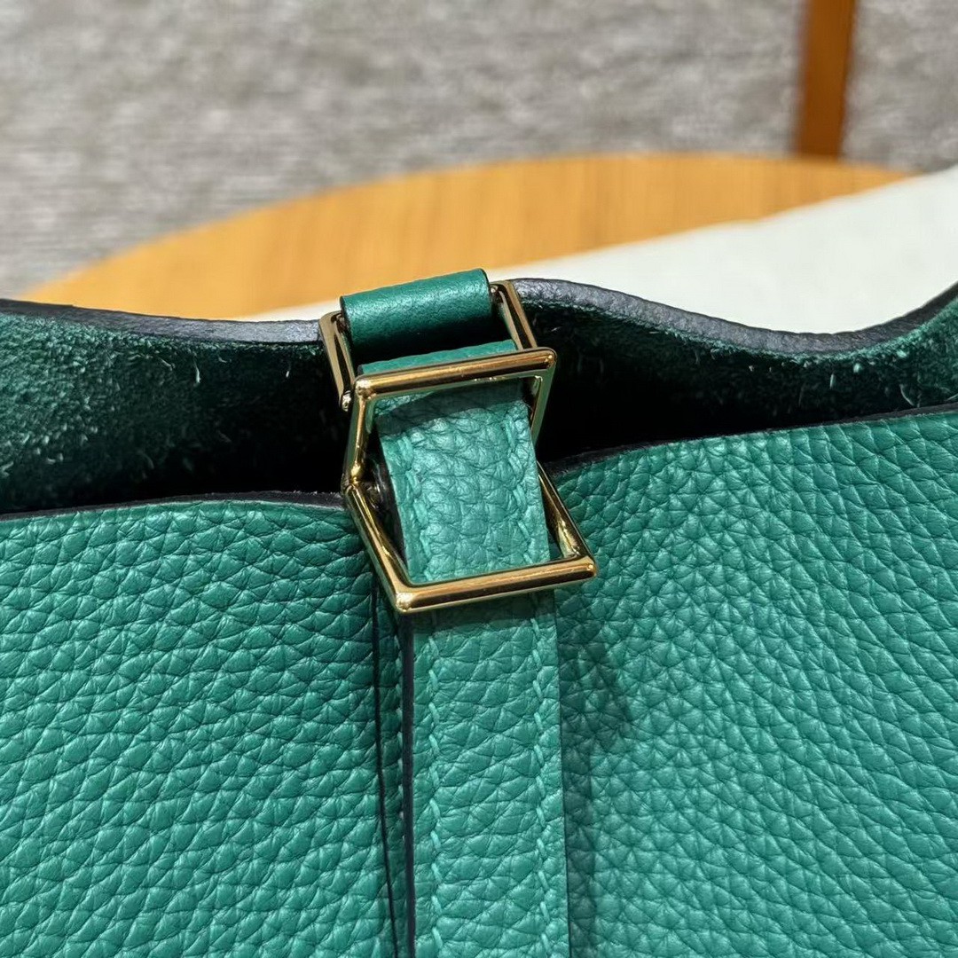 Hermes Picotin Lock 22 CM Bag Handmade In Taurillon Clemence Leather Gold Hardware U4 Vert Vertigo - Image 5