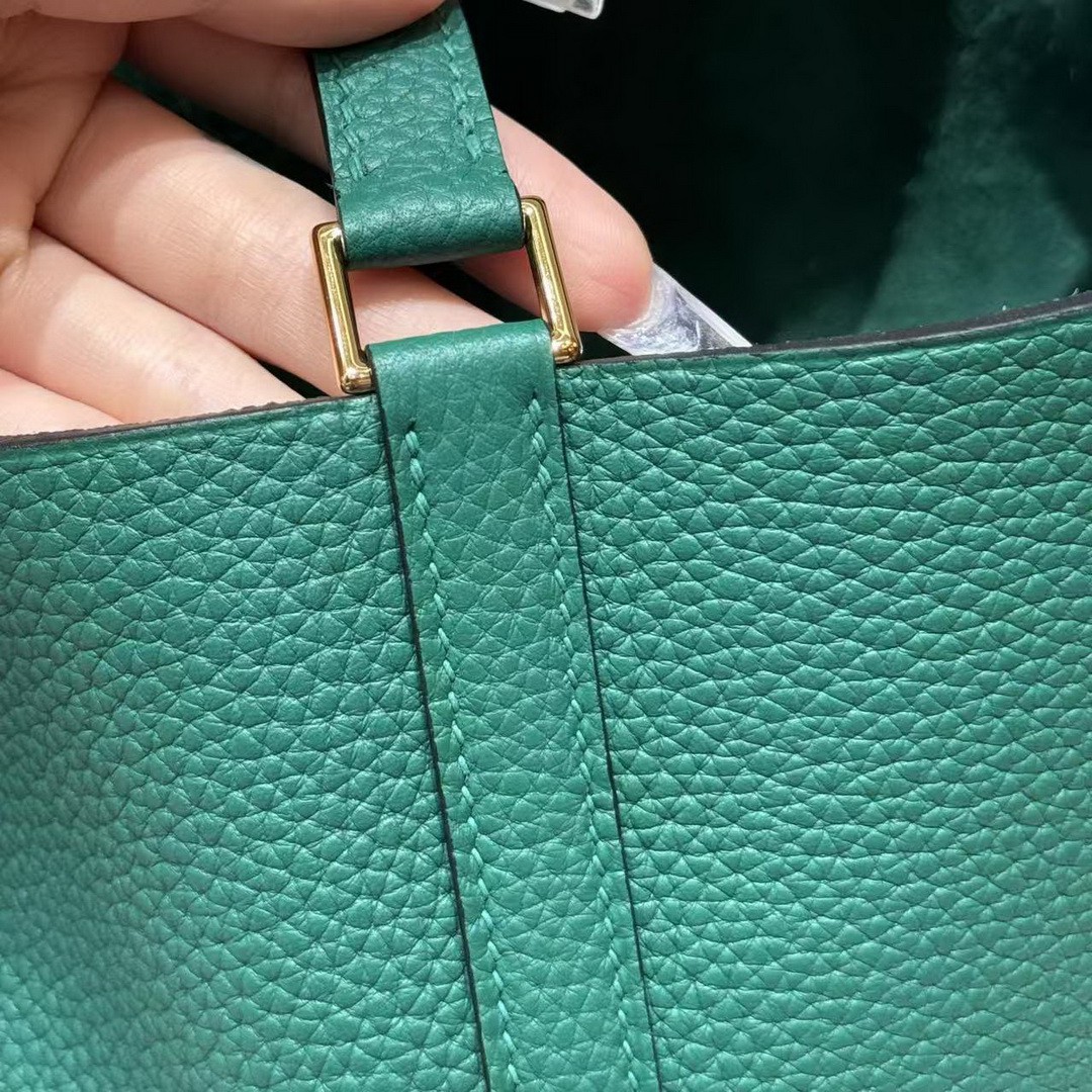 Hermes Picotin Lock 22 CM Bag Handmade In Taurillon Clemence Leather Gold Hardware U4 Vert Vertigo - Image 4