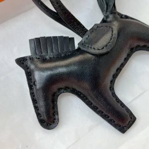 Alternative view of Hermes Rodeo PM Charm Horse Charm Milo Lambskin Noir H064929CAAJ