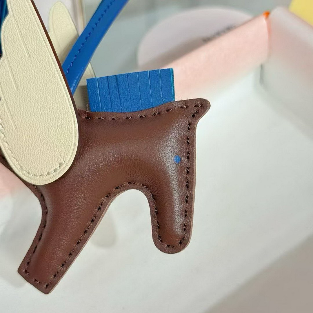 Hermes Rodeo Pegase PM Charm Milo Lambskin and Swift Calfskin Chocolat Bleu de France Craie H083010CACY - Image 4