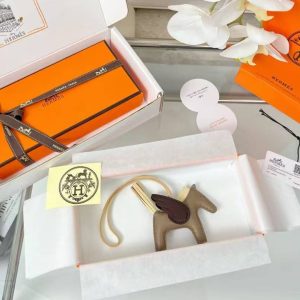 Hermes Rodeo Pegase PM Charm Milo Lambskin and Swift Calfskin Etoupe Jaune Milton Rouge Sellier H083010CACG - Image 6