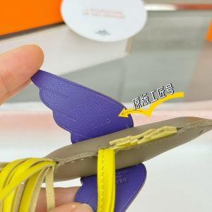 Hermes Rodeo Pegase PM Charm Milo Lambskin and Swift Calfskin Étoupe Jaune de Naples Aubergine H083010CAEJ - Image 4