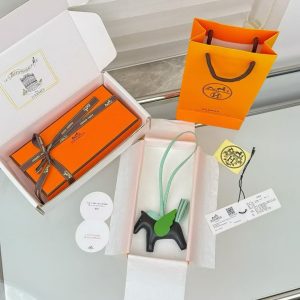 Alternative view of Hermes Rodeo Pegase PM Charm Milo Lambskin and Swift Calfskin Noir Vert Peppermint Vert Yucca H083010CAEM