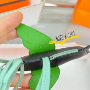 Hermes Rodeo Pegase PM Charm Milo Lambskin and Swift Calfskin Noir Vert Peppermint Vert Yucca H083010CAEM - Image 6