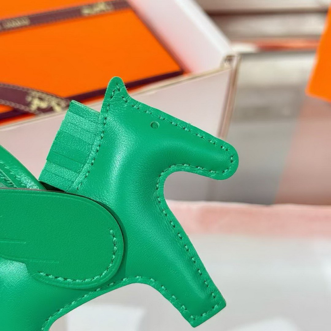 Hermes Rodeo Pegase PM Charm Milo Lambskin and Swift Calfskin Vert Comics H083010CABG - Image 7