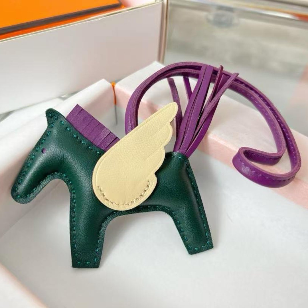 Hermes Rodeo Pegase PM Charm Milo Lambskin and Swift Calfskin Vert Cyprès Violet Jaune Milton H083010CACH - Image 5