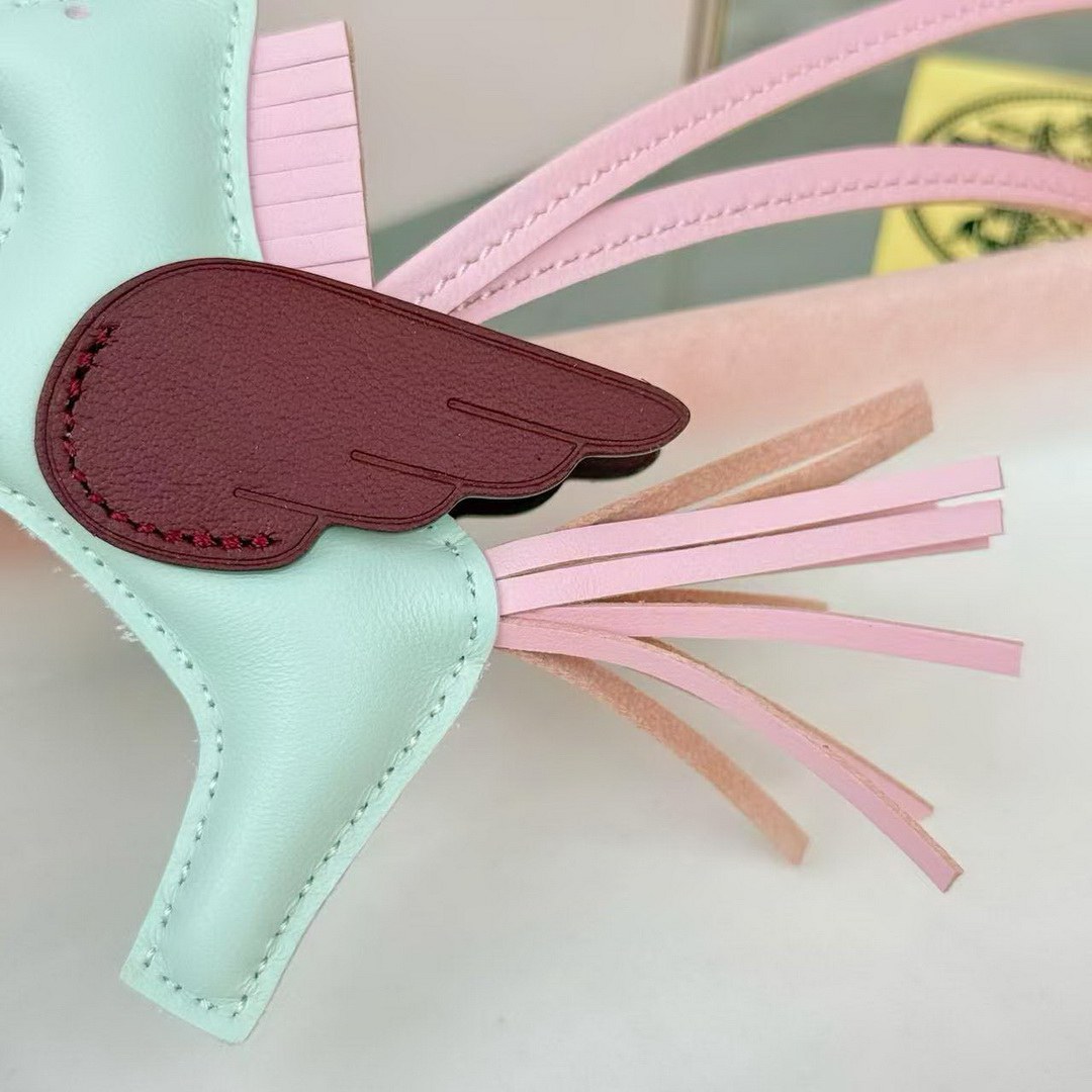 Hermes Rodeo Pegase PM Charm Milo Lambskin and Swift Calfskin Vert Peppermint Rose Sakura Rouge H H083010CAEP - Image 4