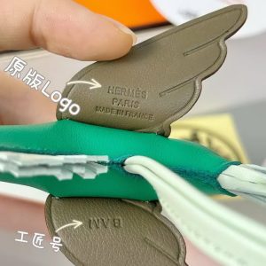 Hermes Rodeo Pegase PM Charm Milo Lambskin and Swift Calfskin Vert d'Eau Vert Fizz Étoupe H083010CACJ - Image 4