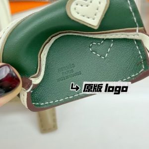 Hermes Rodeo Robeo Coeur PM Charm Horse Milo Lambskin Beige Marfa - Craie - Mangrove H086714CAAI - Image 3