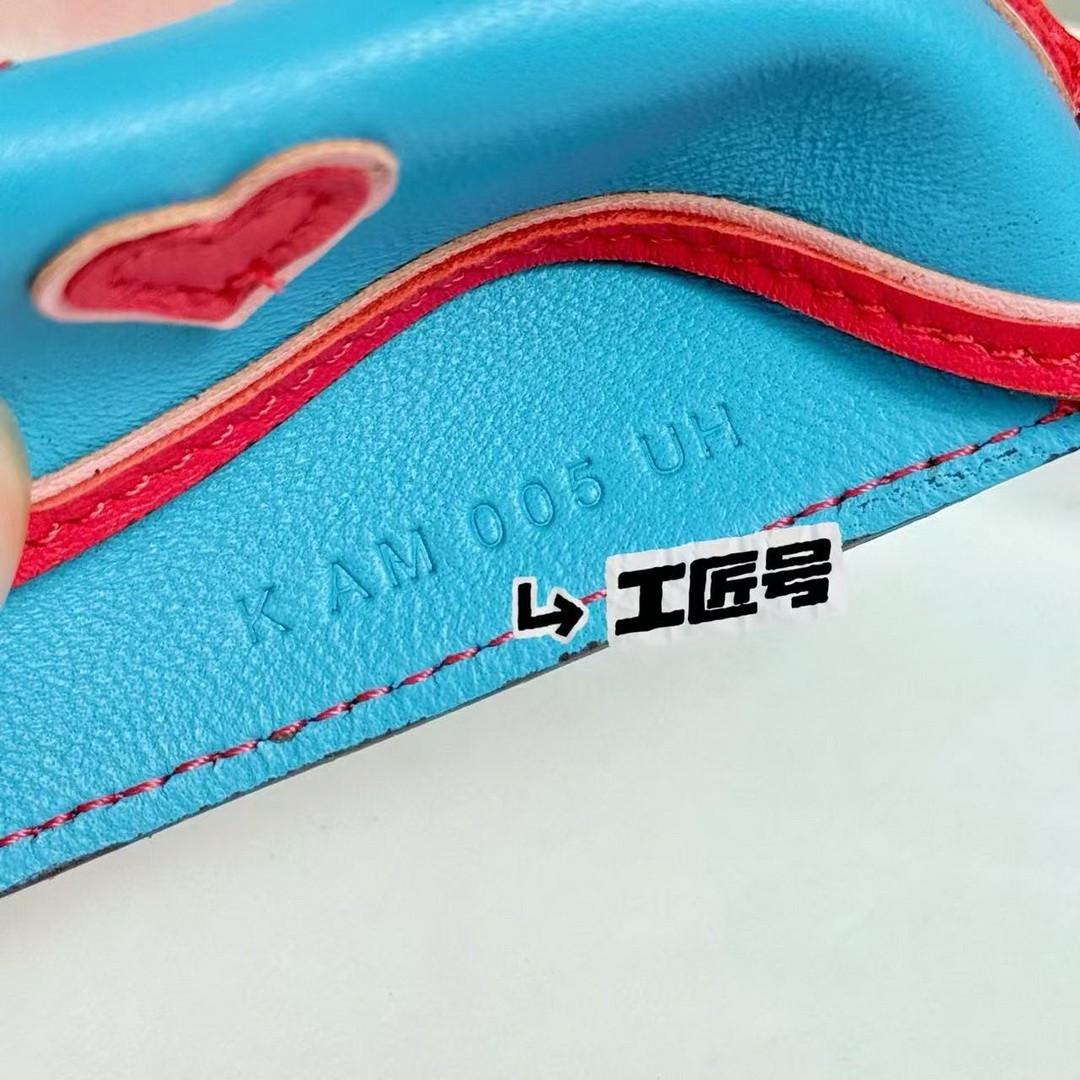 Hermes Rodeo Robeo Coeur PM Charm Horse Milo Lambskin Rose Darling - Rouge Radieux - Céleste H086714CAAA - Image 4