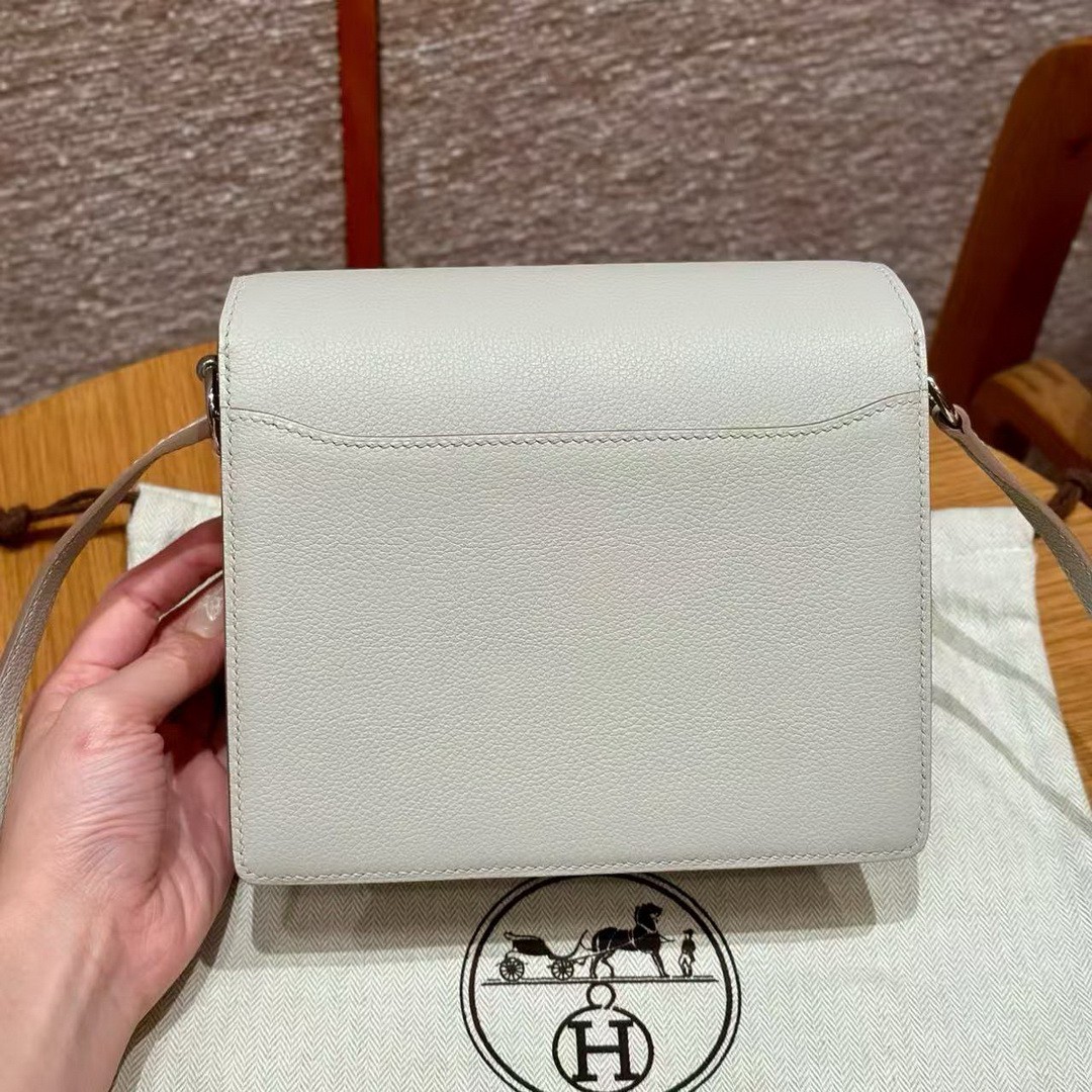 Hermes Roulis Mini 18 Bag Handmade In Evercolor Calfskin Leather Silver Hardware 8L Beton - Image 23